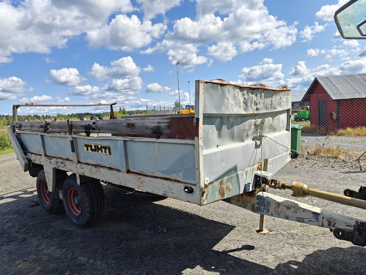 Tuhti yleisperävaunu - telikärry - 8000kg - Esparcidor de estiércol: foto 4 Tuhti yleisperävaunu - telikärry - 8000kg - Esparcidor de estiércol: foto 4