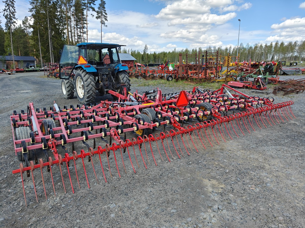 VÄDERSTAD NZE 700cm äes - VIDEO - Grada: foto 2 VÄDERSTAD NZE 700cm äes - VIDEO - Grada: foto 2