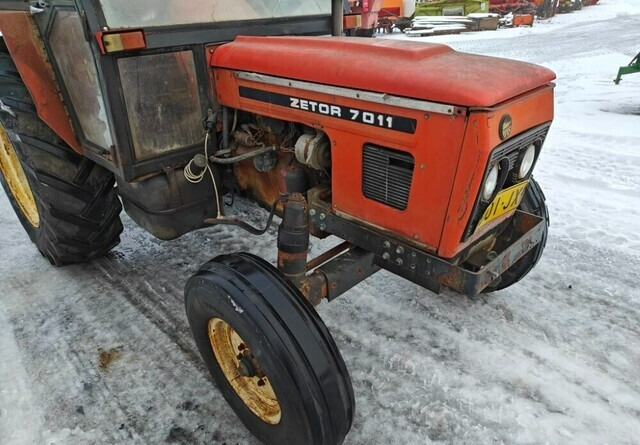 Zetor 7011 traktori - Tractor: foto 5 Zetor 7011 traktori - Tractor: foto 5