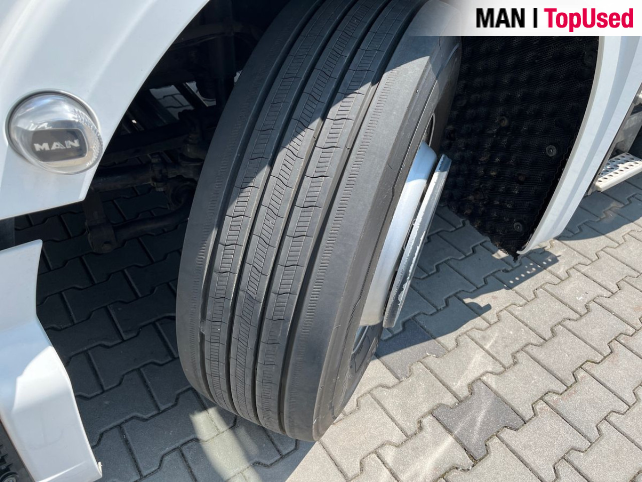 MAN TGX 18.470 4x2 BL SA Euro6 Retarder Klima ZV - Cabeza tractora: foto 3 MAN TGX 18.470 4x2 BL SA Euro6 Retarder Klima ZV - Cabeza tractora: foto 3
