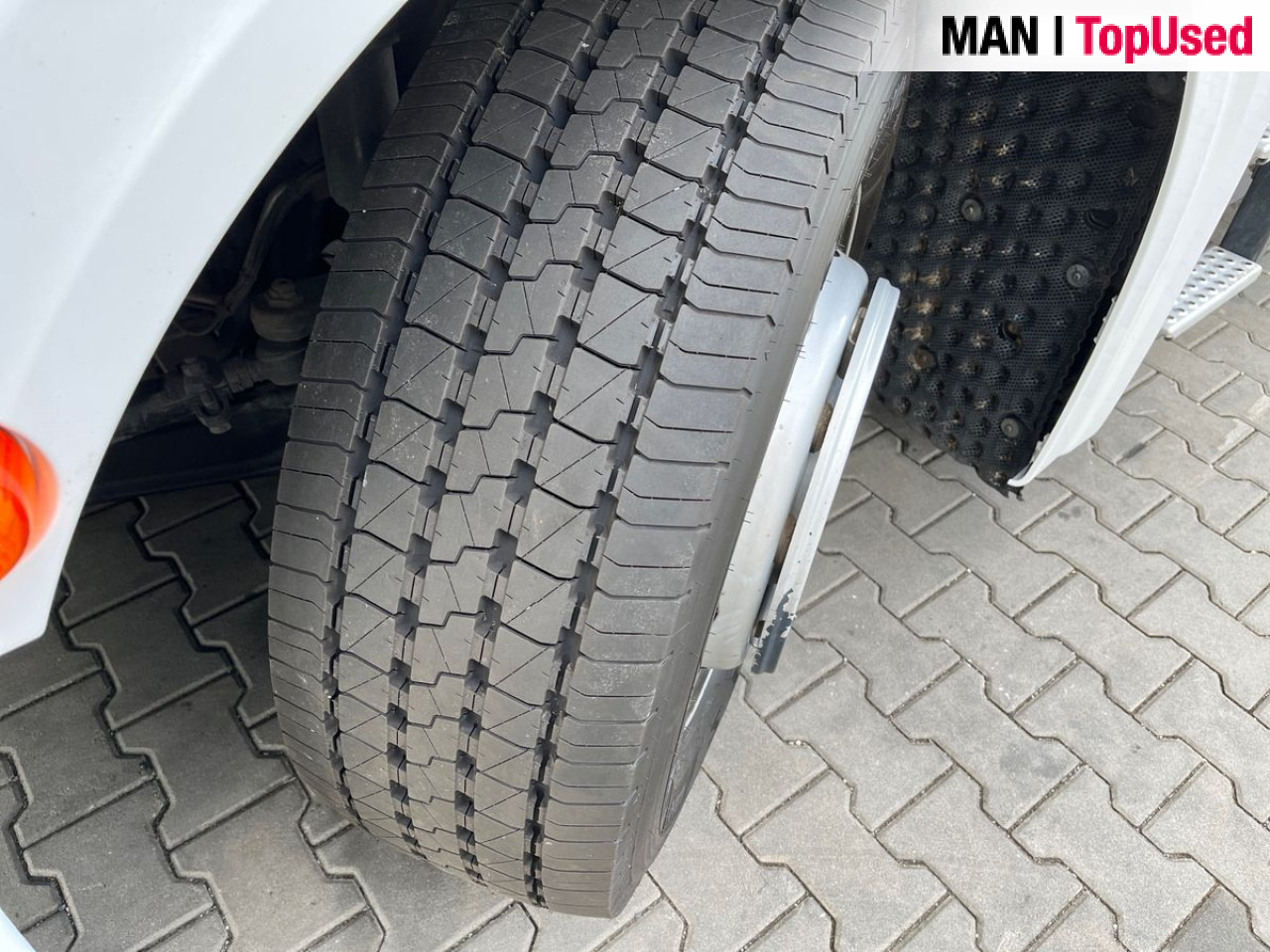 MAN TGX 18.470 4x2 LL SA - Cabeza tractora: foto 3 MAN TGX 18.470 4x2 LL SA - Cabeza tractora: foto 3