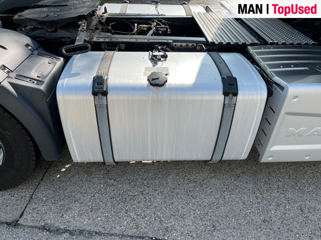 MAN TGX 18.470 4x2 BL SA Euro6 Retarder Klima ZV - Cabeza tractora: foto 4 MAN TGX 18.470 4x2 BL SA Euro6 Retarder Klima ZV - Cabeza tractora: foto 4