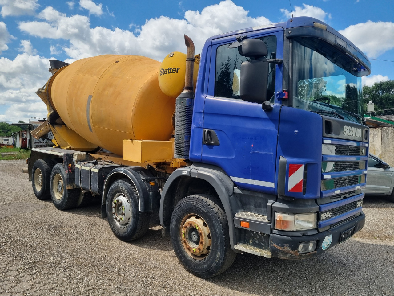 SCANIA R 124 CB8X4HZ 360 mixer - Camión hormigonera: foto 3 SCANIA R 124 CB8X4HZ 360 mixer - Camión hormigonera: foto 3