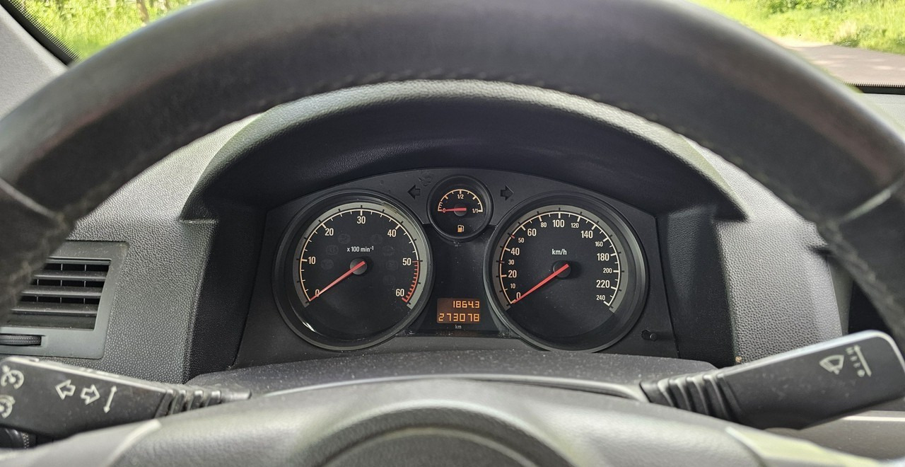Coche Opel Astra H sprawna * klima*: foto 9