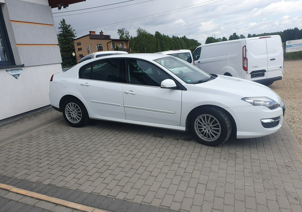 Renault Laguna III niski przebieg * zadbana * - Hatchback: foto 4 Renault Laguna III niski przebieg * zadbana * - Hatchback: foto 4