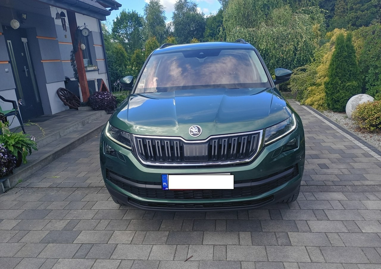 Skoda Kodiaq Skoda Kodiaq Skoda Kodiaq 2.0 4x4 Wersja Drive na 125 lecie - SUV/ Todoterreno: foto 2 Skoda Kodiaq Skoda Kodiaq Skoda Kodiaq 2.0 4x4 Wersja Drive na 125 lecie - SUV/ Todoterreno: foto 2