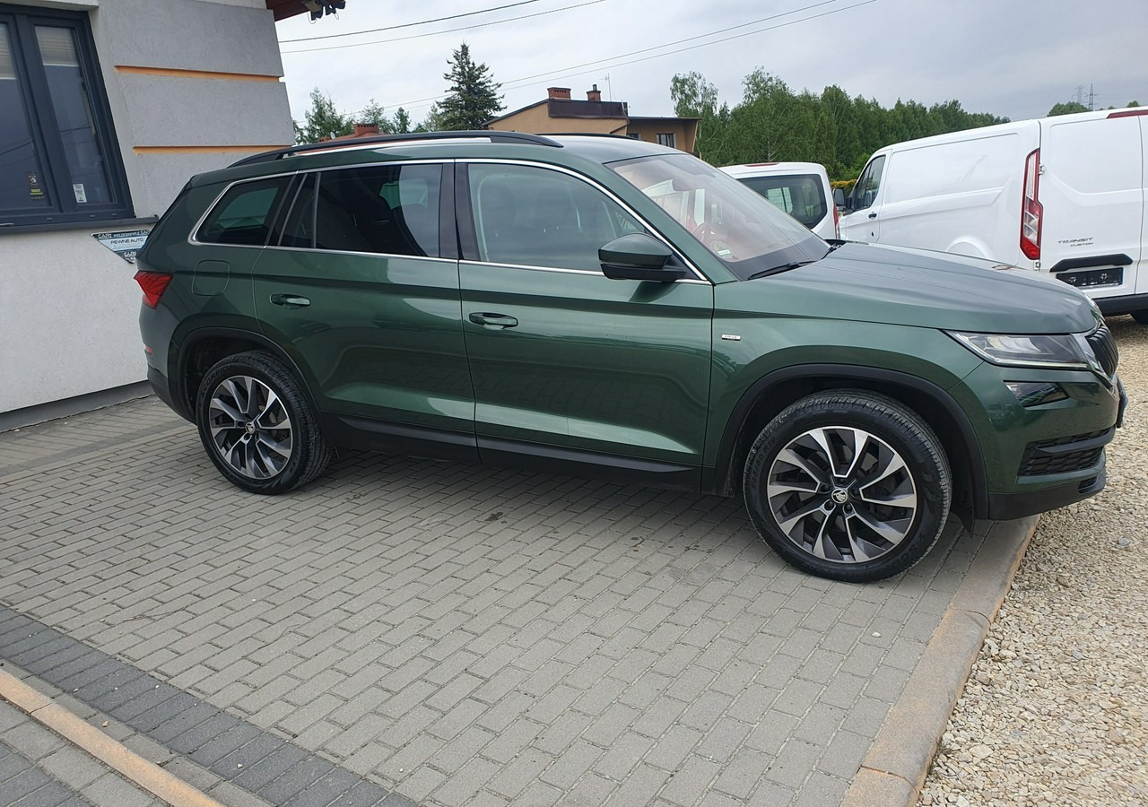 Skoda Kodiaq Skoda Kodiaq Skoda Kodiaq 2.0 tsi 4x4 Wersja Drive na 125 lecie - Coche: foto 4 Skoda Kodiaq Skoda Kodiaq Skoda Kodiaq 2.0 tsi 4x4 Wersja Drive na 125 lecie - Coche: foto 4