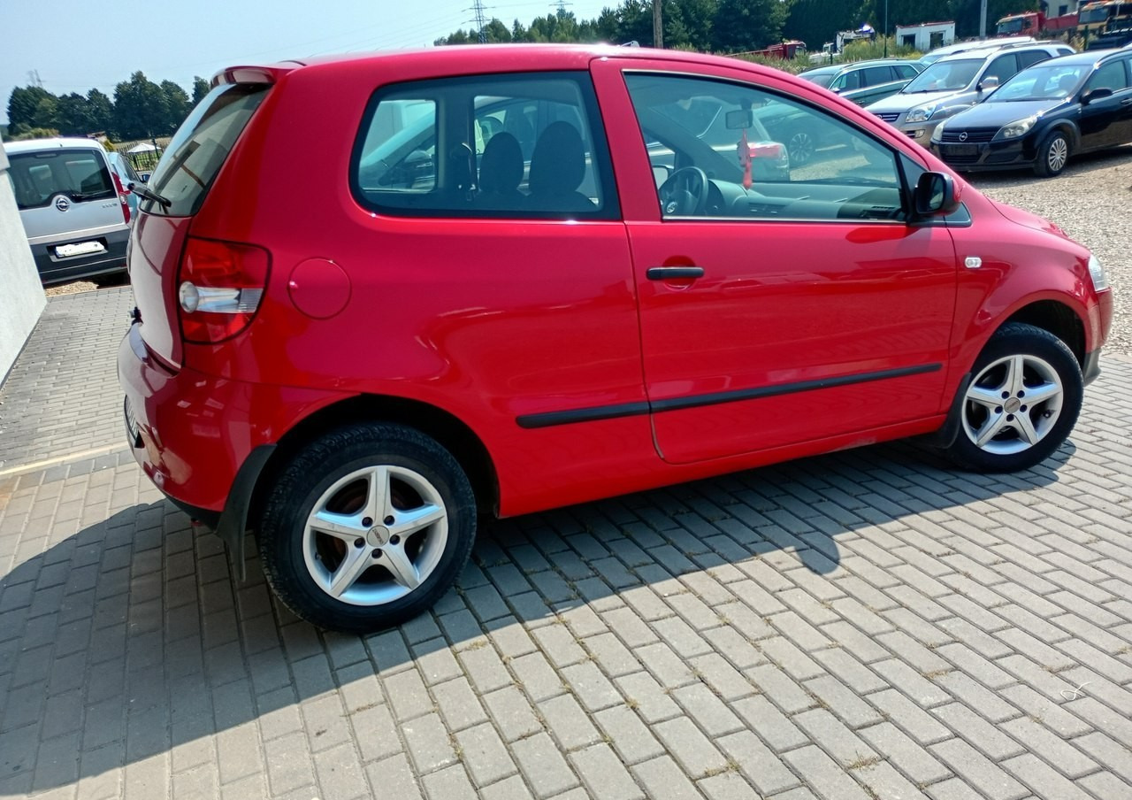 Volkswagen Fox krajowy *mały przebieg* - Hatchback: foto 4 Volkswagen Fox krajowy *mały przebieg* - Hatchback: foto 4