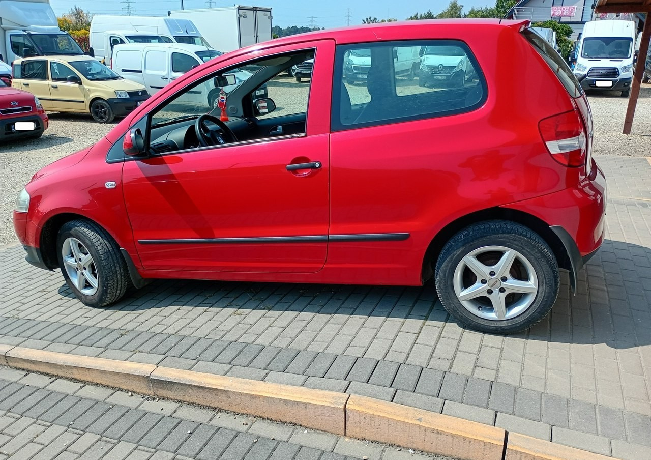 Volkswagen Fox krajowy *mały przebieg* - Hatchback: foto 5 Volkswagen Fox krajowy *mały przebieg* - Hatchback: foto 5