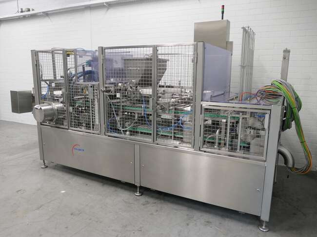 Grunwald filling- & closing machine Foodliner 12000/8 - Maquinaria de alimentación: foto 2 Grunwald filling- & closing machine Foodliner 12000/8 - Maquinaria de alimentación: foto 2