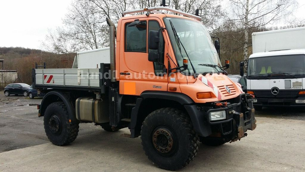 Mercedes-Benz Unimog U 500 Kipper Kommunalhydraulik U 300 400 U 500 Kipper Kommunalhydraulik U 300 400 - Vehículo municipal: foto 1 Mercedes-Benz Unimog U 500 Kipper Kommunalhydraulik U 300 400 U 500 Kipper Kommunalhydraulik U 300 400 - Vehículo municipal: foto 1
