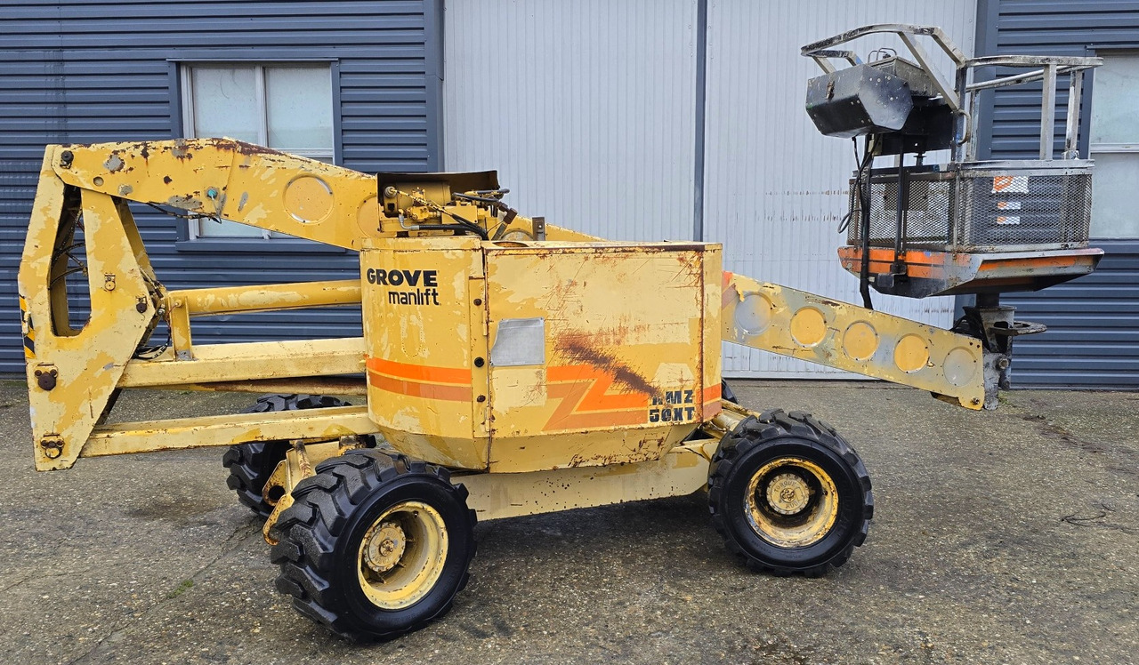 GROVE AMZ50XT - Plataforma articulada: foto 3 GROVE AMZ50XT - Plataforma articulada: foto 3