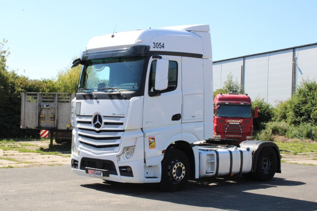 Mercedes-Benz ACTROS 1845 - Cabeza tractora: foto 4 Mercedes-Benz ACTROS 1845 - Cabeza tractora: foto 4
