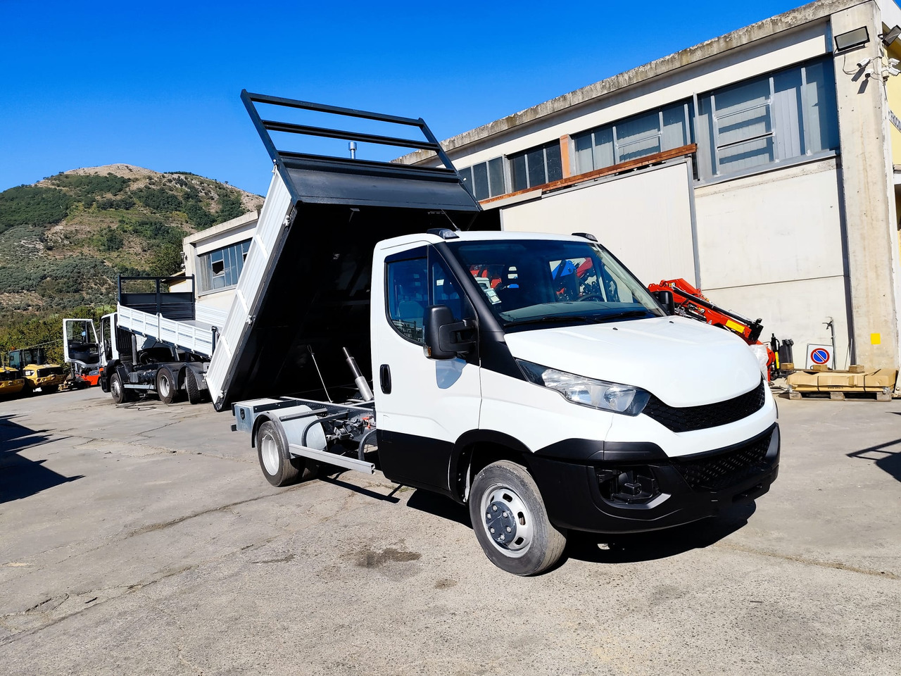 Leasing de IVECO DAILY 35C13 IVECO DAILY 35C13: foto 11
