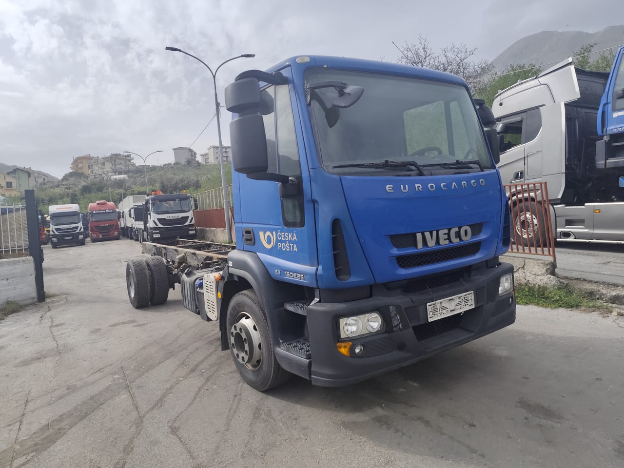 Camión volquete IVECO EUROCARGO 150E25: foto 20