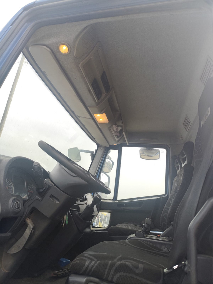 Camión volquete IVECO EUROCARGO 150E25: foto 6
