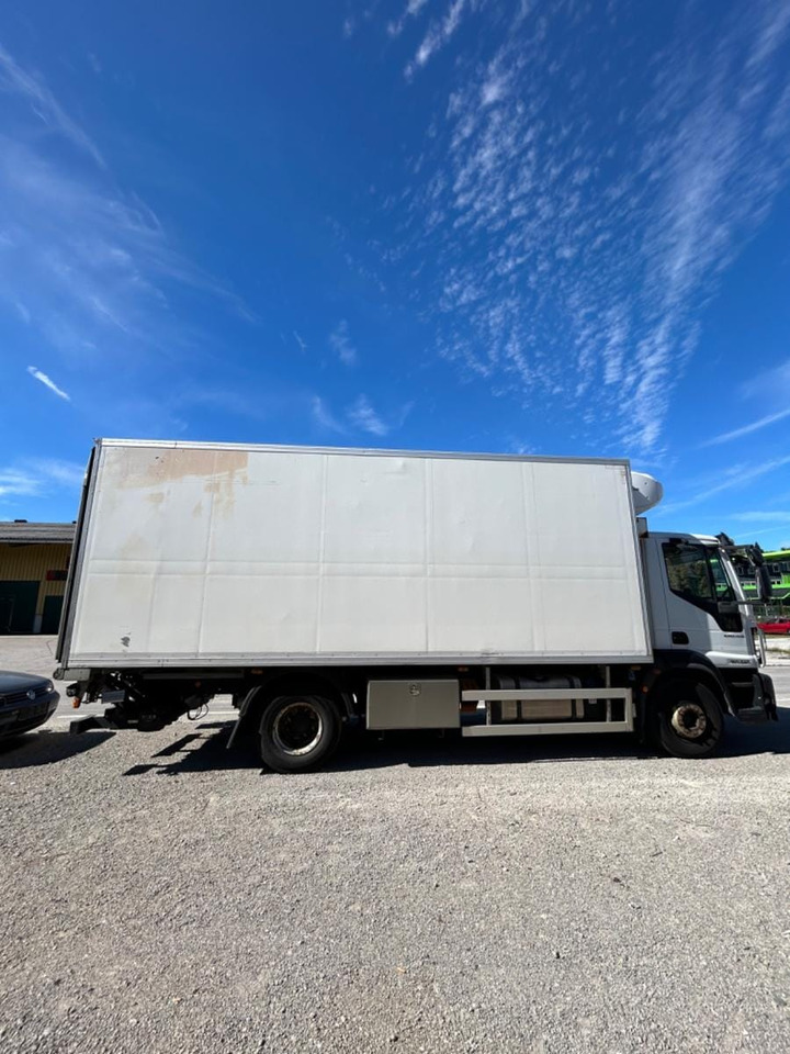 IVECO EUROCARGO 160-280 - Camión caja cerrada, Camión grúa: foto 5 IVECO EUROCARGO 160-280 - Camión caja cerrada, Camión grúa: foto 5