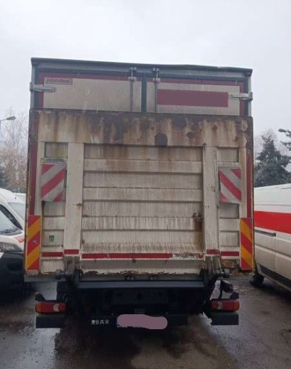IVECO EUROCARGO 180-250 - Camión chasis, Camión grúa: foto 4 IVECO EUROCARGO 180-250 - Camión chasis, Camión grúa: foto 4