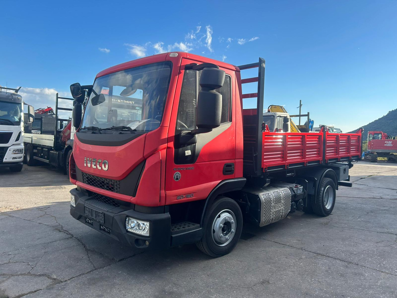 IVECO EUROCARGO 80-190 - Camión volquete: foto 2 IVECO EUROCARGO 80-190 - Camión volquete: foto 2