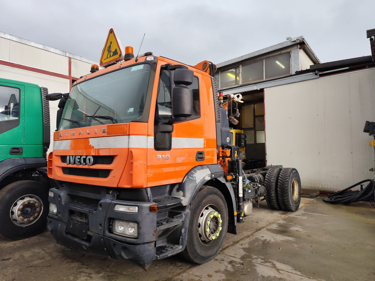 Camión grúa IVECO STRALIS 190S31: foto 10