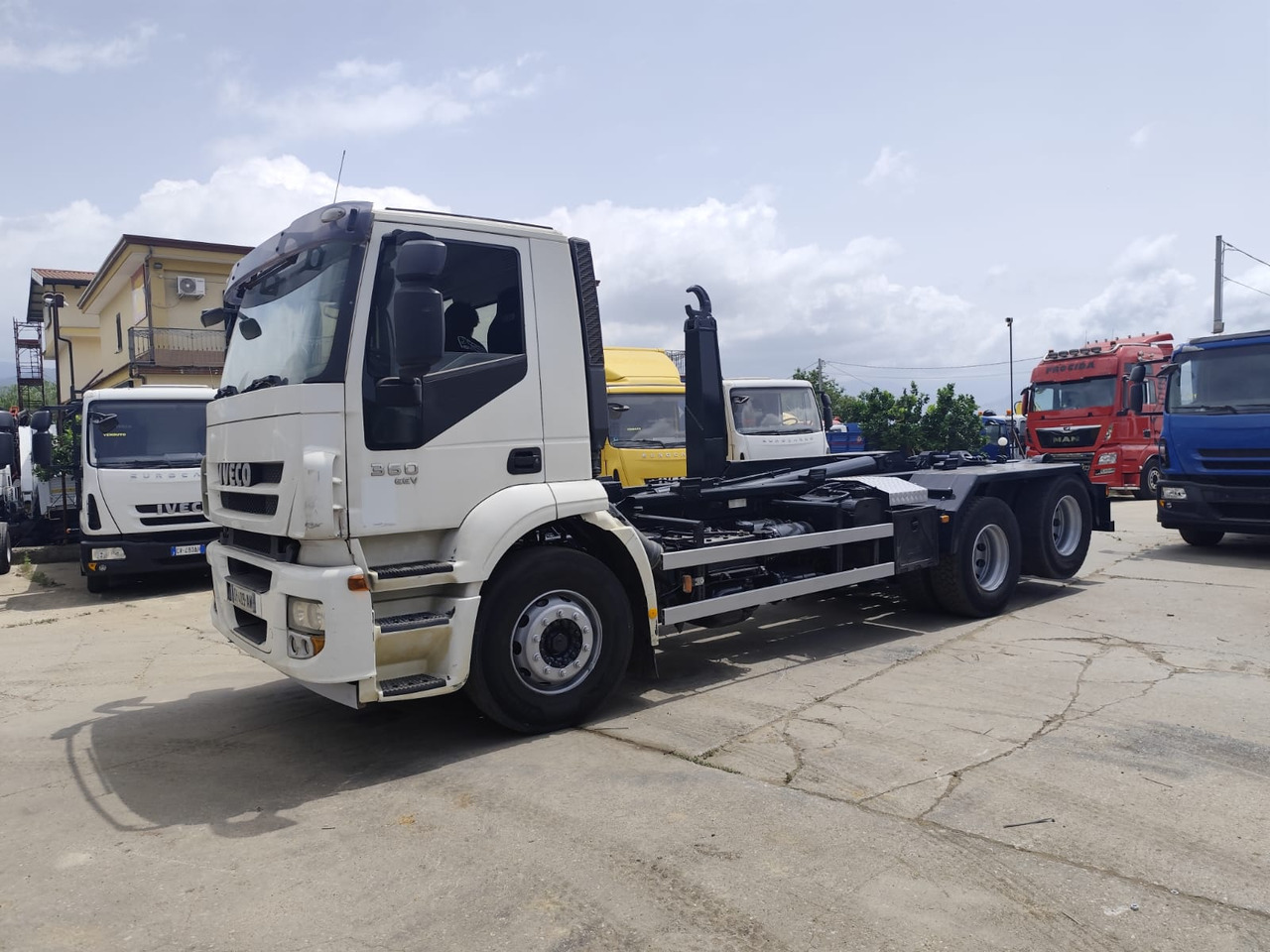 Camión multibasculante IVECO STRALIS 260S36: foto 20