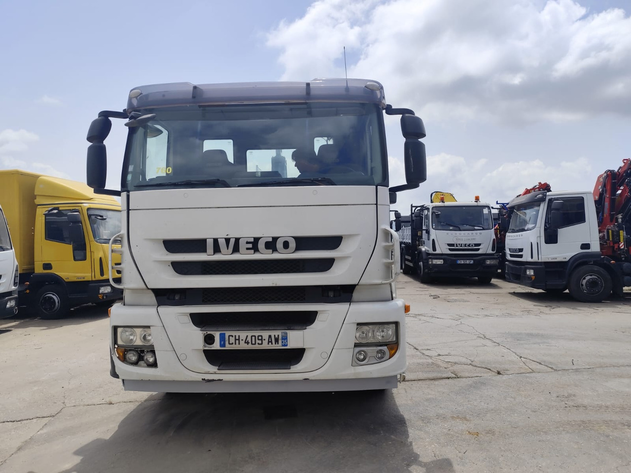 Camión multibasculante IVECO STRALIS 260S36: foto 19