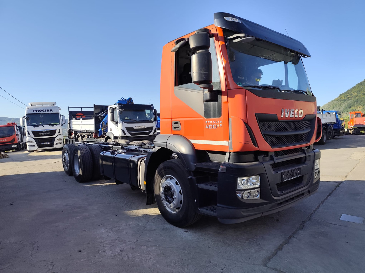 Camión caja abierta IVECO STRALIS 260S40: foto 17