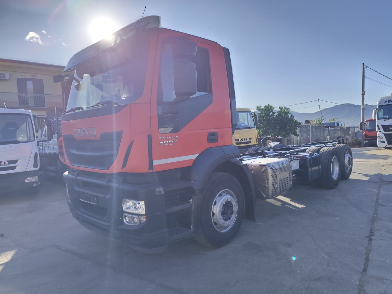 Camión caja abierta IVECO STRALIS 260S40: foto 28