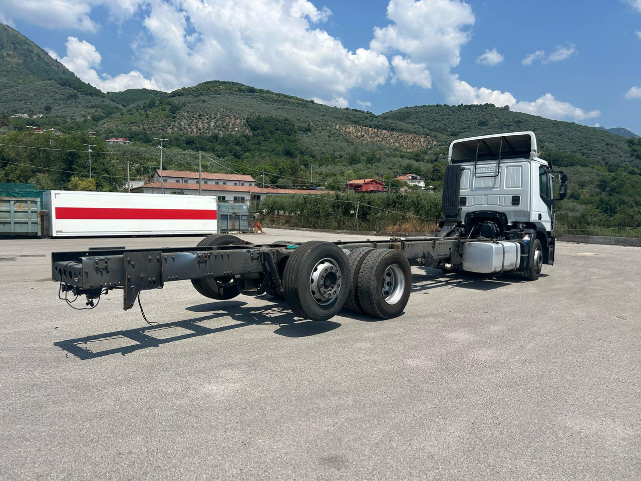 Camión chasis IVECO STRALIS AD 260S31 Y/P: foto 15