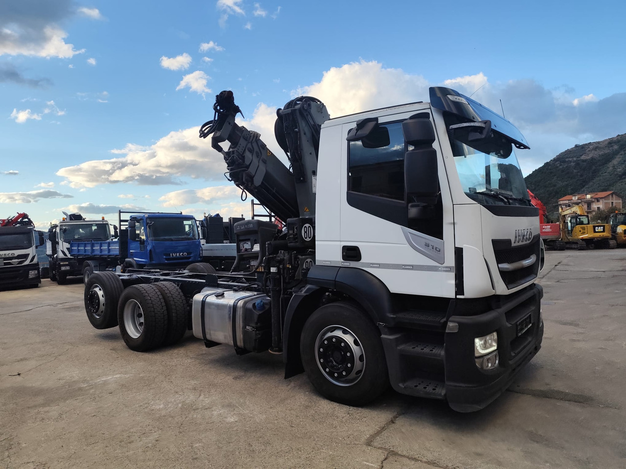 IVECO STRALIS AD 260S31 Y/P - Camión volquete, Camión grúa: foto 2 IVECO STRALIS AD 260S31 Y/P - Camión volquete, Camión grúa: foto 2