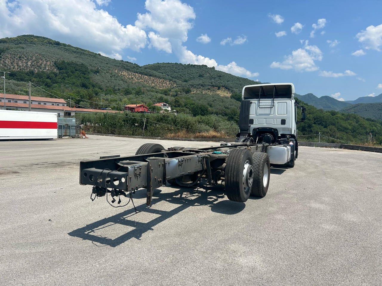 Camión chasis IVECO STRALIS AD 260S31 Y/P: foto 16