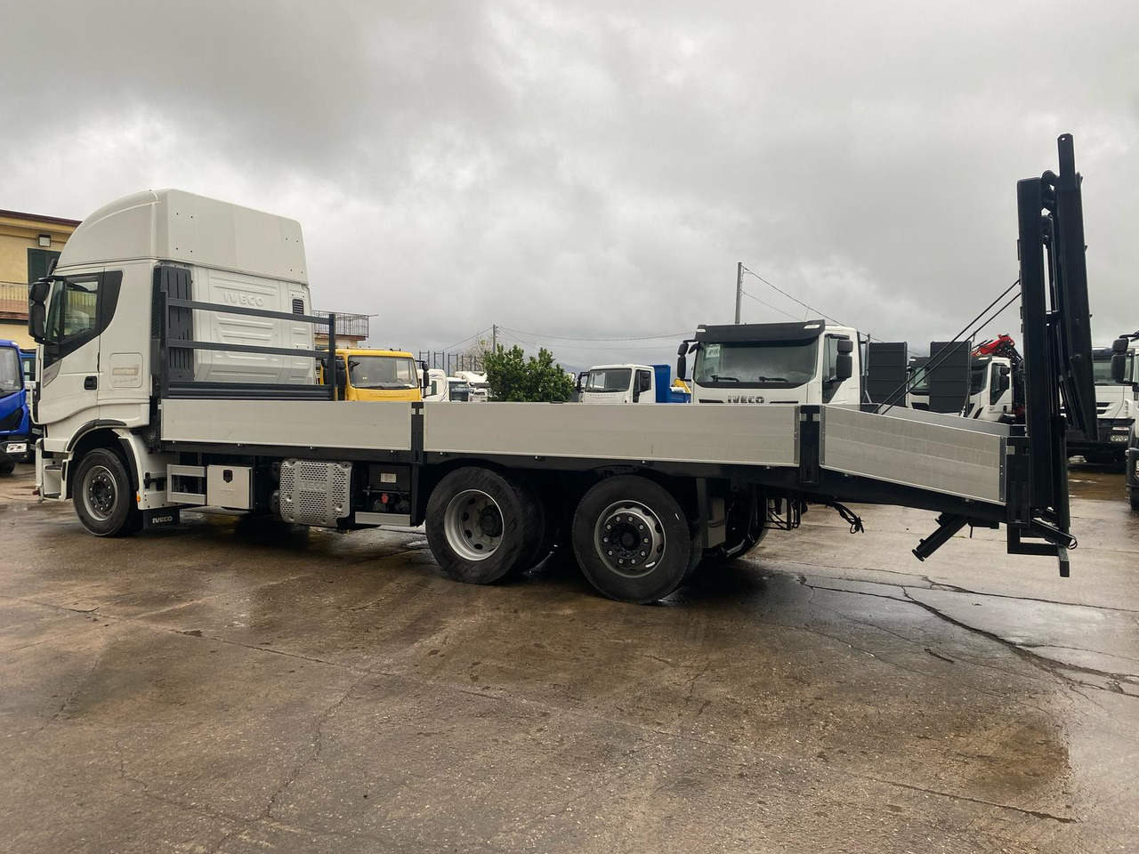 Camión caja abierta IVECO STRALIS AS 260S46: foto 16