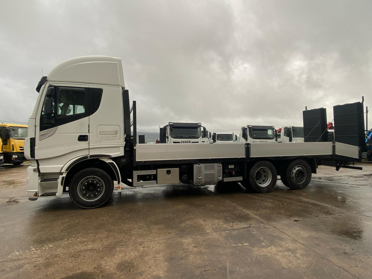 Camión caja abierta IVECO STRALIS AS 260S46: foto 9