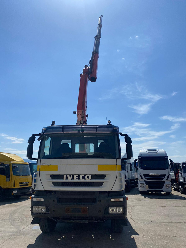 Leasing de IVECO TRAKKER 260T36 IVECO TRAKKER 260T36: foto 18