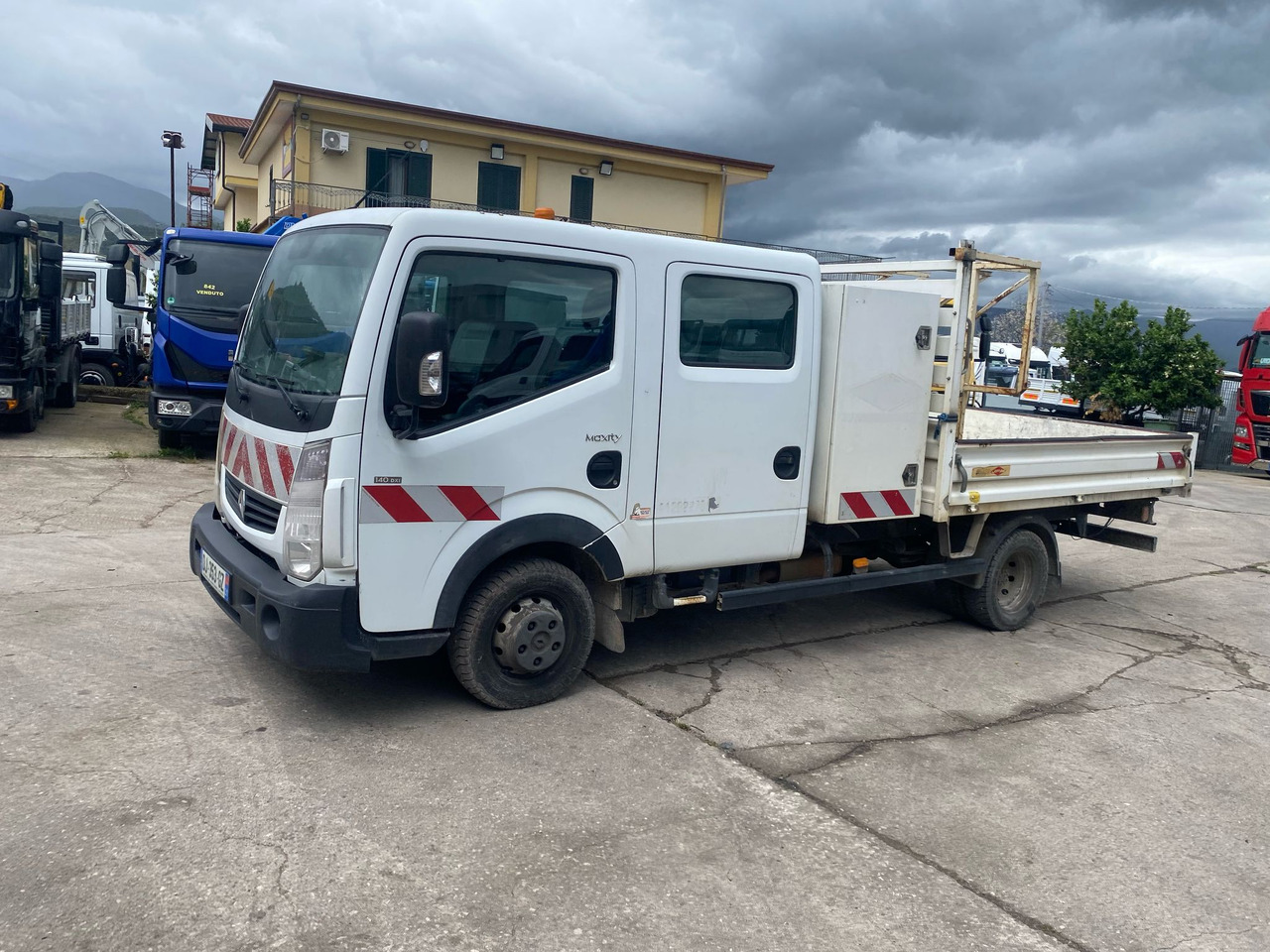 RENAULT MAXITY 140 DXI - Camión caja abierta: foto 4 RENAULT MAXITY 140 DXI - Camión caja abierta: foto 4