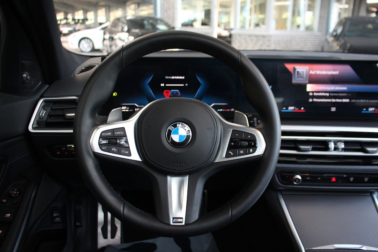 Coche familiar BMW 330 d Touring xDrive M Sport Panorama ACC HuD: foto 6