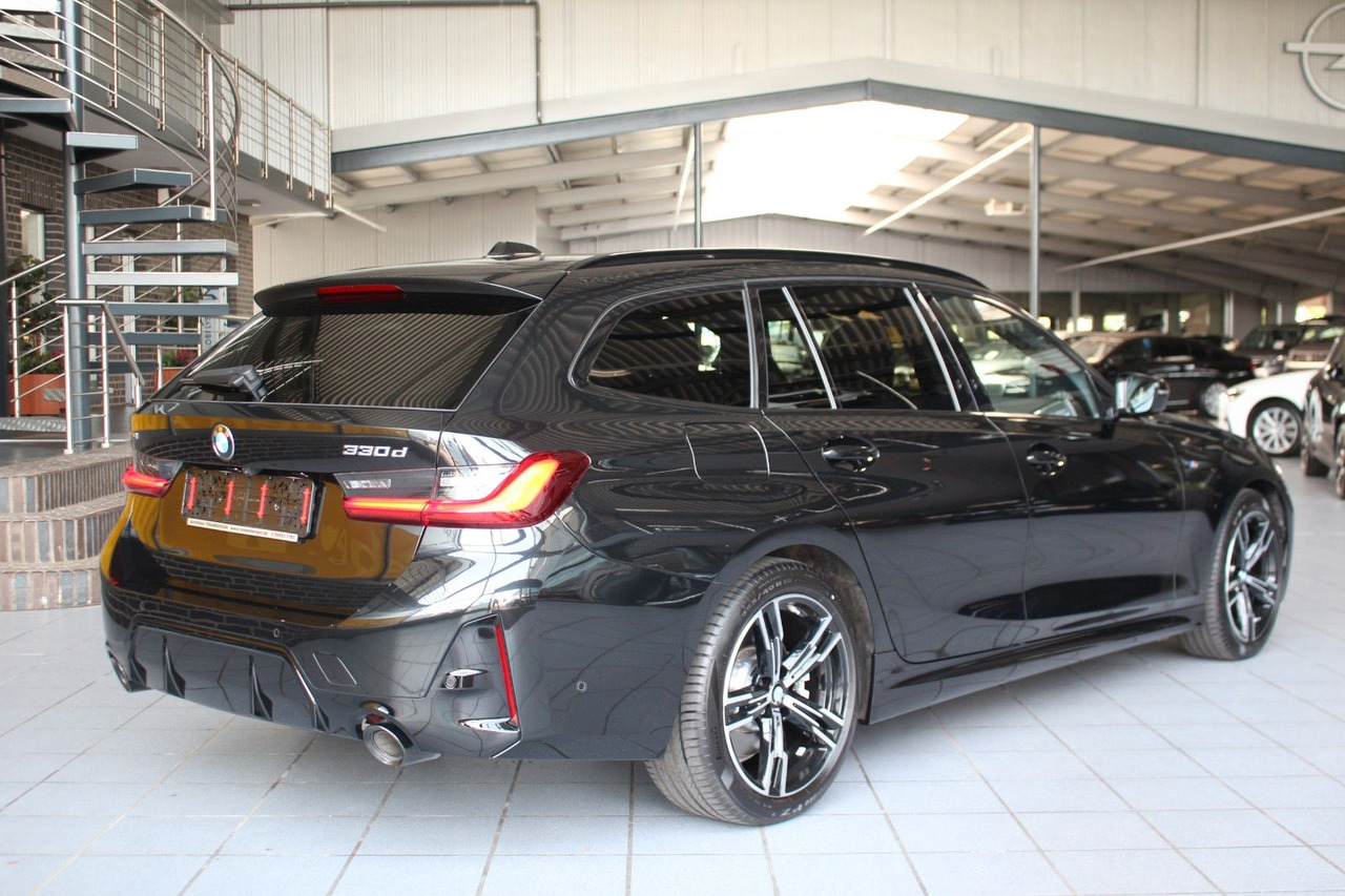 Coche familiar BMW 330 d Touring xDrive M Sport Panorama ACC HuD: foto 18