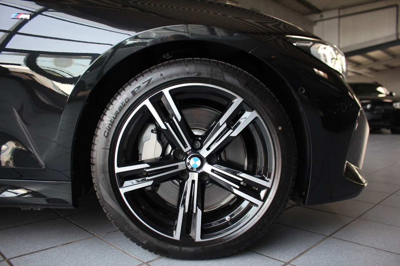 Coche familiar BMW 330 d Touring xDrive M Sport Panorama ACC HuD: foto 19