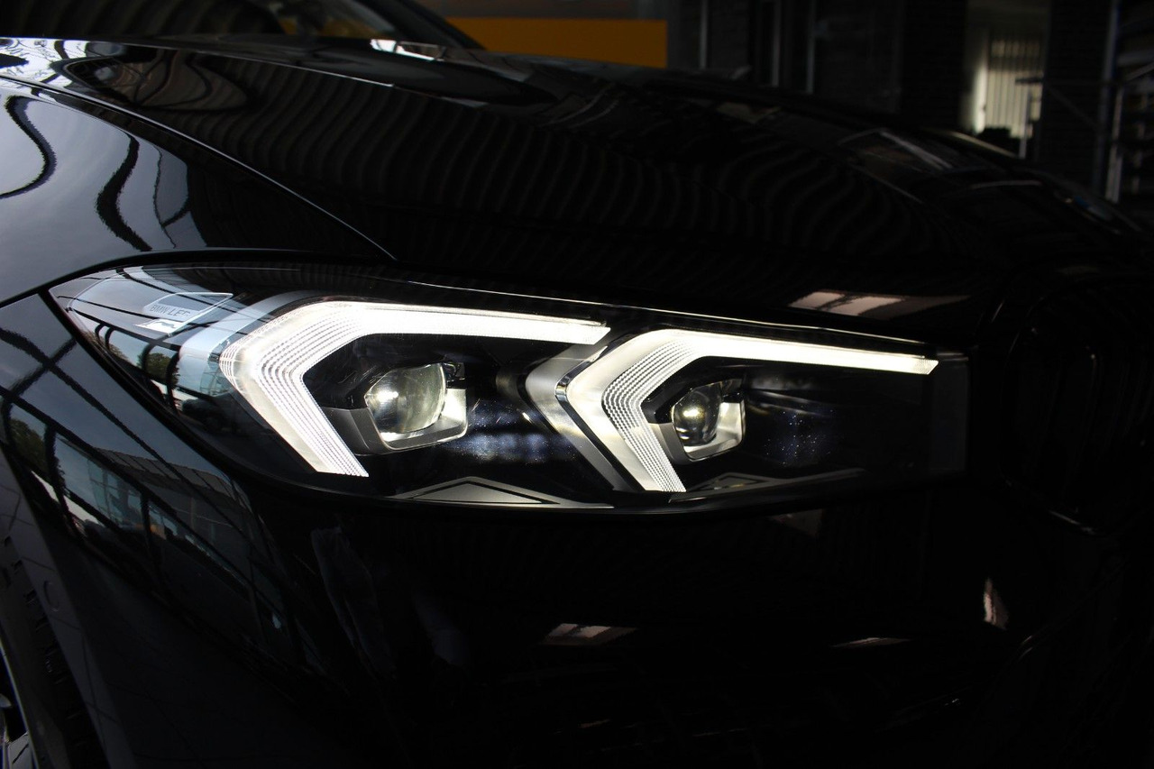 Coche familiar BMW 330 d Touring xDrive M Sport Panorama ACC HuD: foto 20