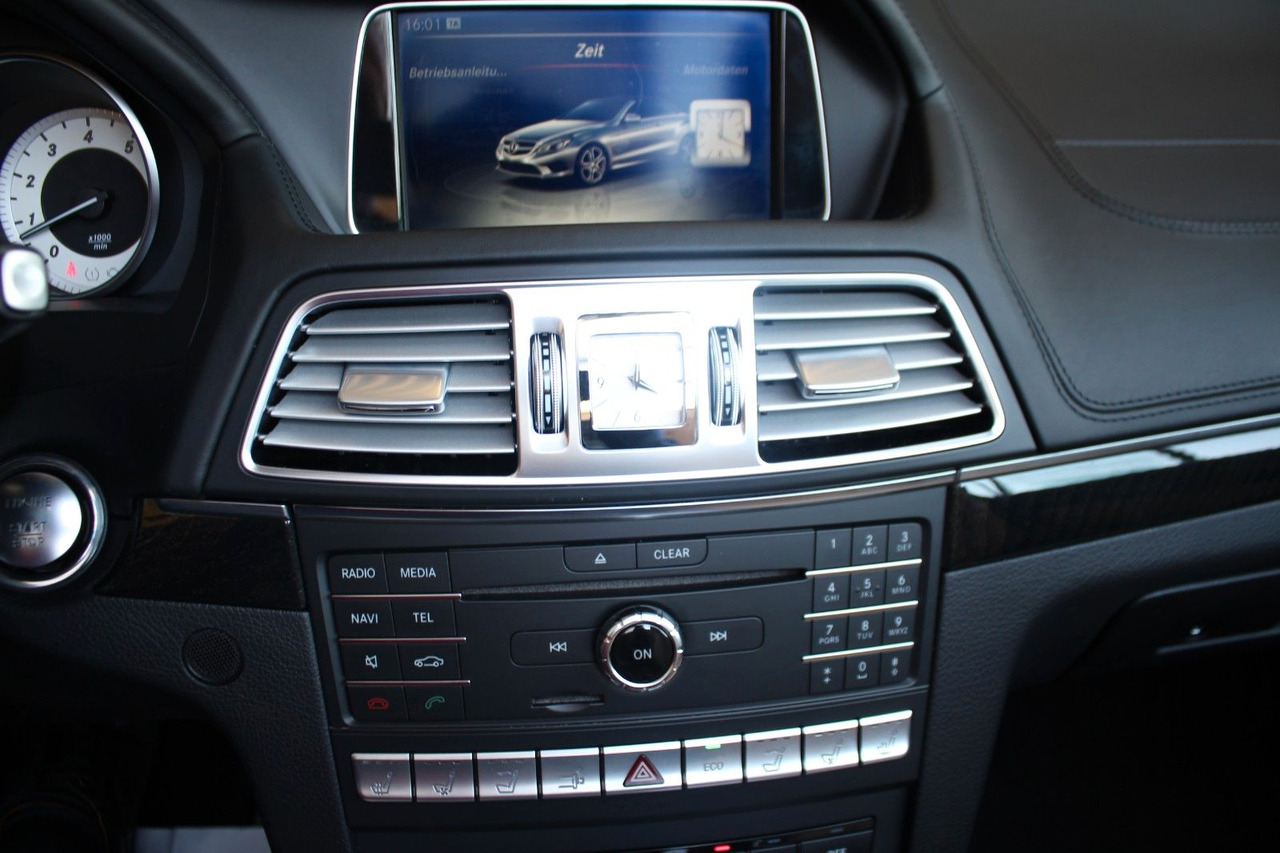 Coche Mercedes-Benz E 500 Cabrio AMG Leder Memory Kamera LED DAB ACC: foto 18