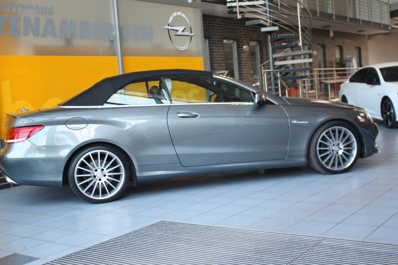 Mercedes-Benz E 500 Cabrio AMG Leder Memory Kamera LED DAB ACC - Coche: foto 3 Mercedes-Benz E 500 Cabrio AMG Leder Memory Kamera LED DAB ACC - Coche: foto 3