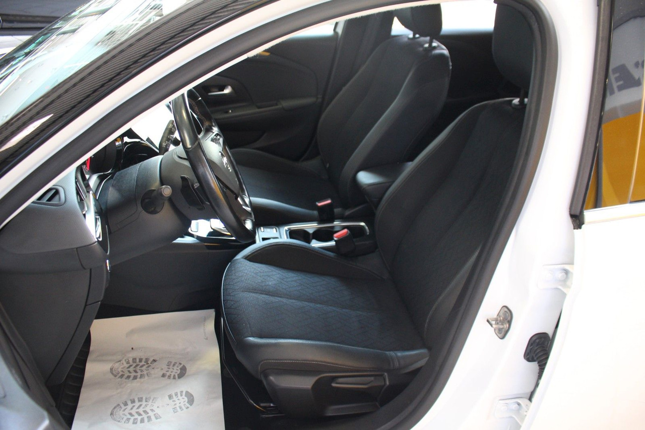 Coche Opel Corsa F Elegance AT-8 LED Sitzheizung PDC: foto 12