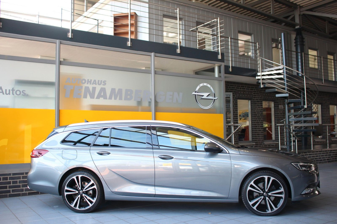 Opel Insignia B Sports Tourer Ultimate 4x4 OPC AHK - Coche: foto 3 Opel Insignia B Sports Tourer Ultimate 4x4 OPC AHK - Coche: foto 3