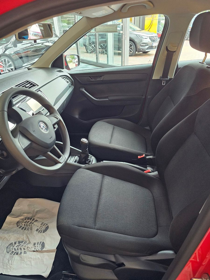 Skoda Fabia Cool Edition SHZ USB - Coche: foto 4 Skoda Fabia Cool Edition SHZ USB - Coche: foto 4