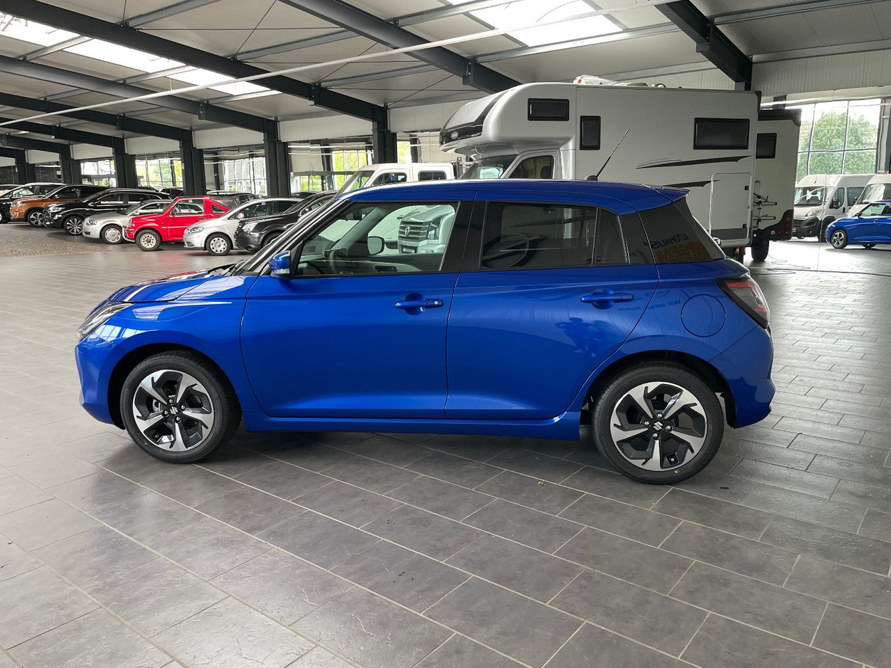 Suzuki Swift 1.2 DUALJET HYBRID Comfort+ - Coche: foto 5 Suzuki Swift 1.2 DUALJET HYBRID Comfort+ - Coche: foto 5