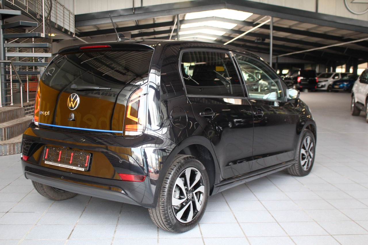 Coche Volkswagen up! e-up! Max Kamera Sitzheizung DAB+: foto 19