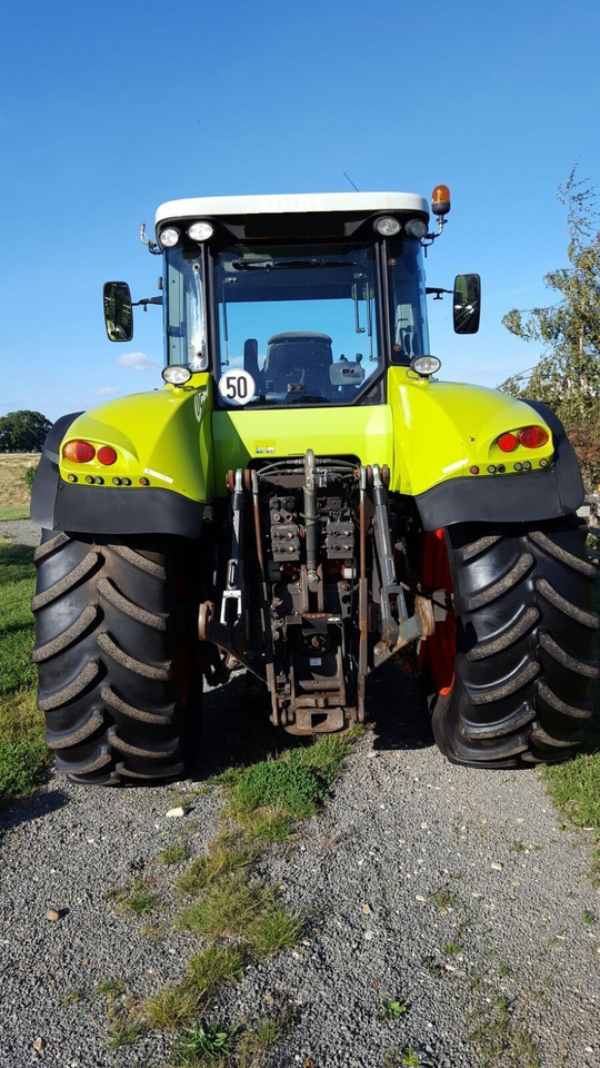 CLAAS AXION 810 CEBIS - Tractor: foto 2 CLAAS AXION 810 CEBIS - Tractor: foto 2