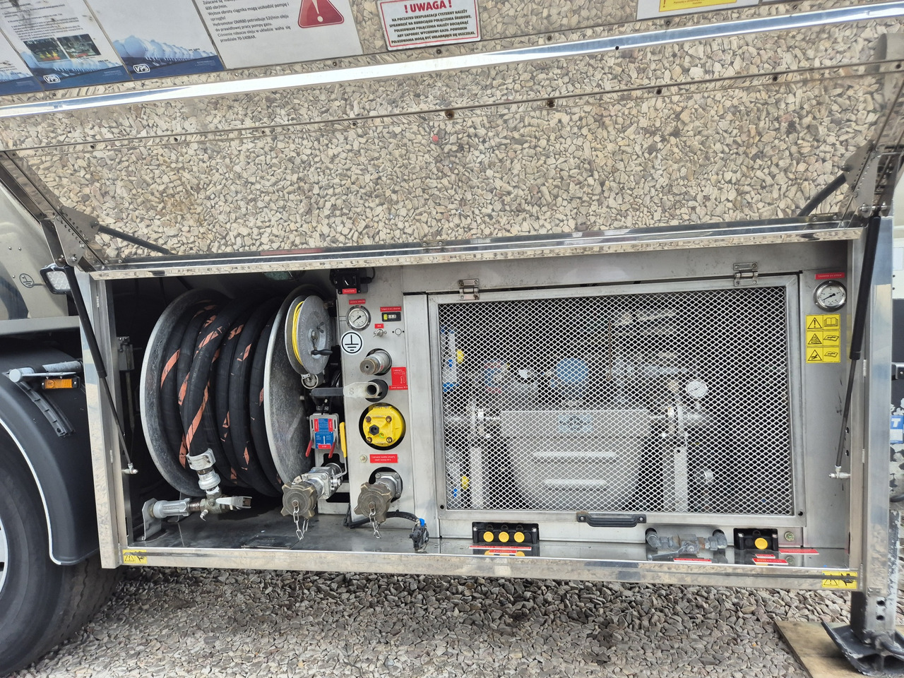 VPS CN50/ EMERSON F200/ PROPANE/ LPG - Semirremolque cisterna: foto 4 VPS CN50/ EMERSON F200/ PROPANE/ LPG - Semirremolque cisterna: foto 4
