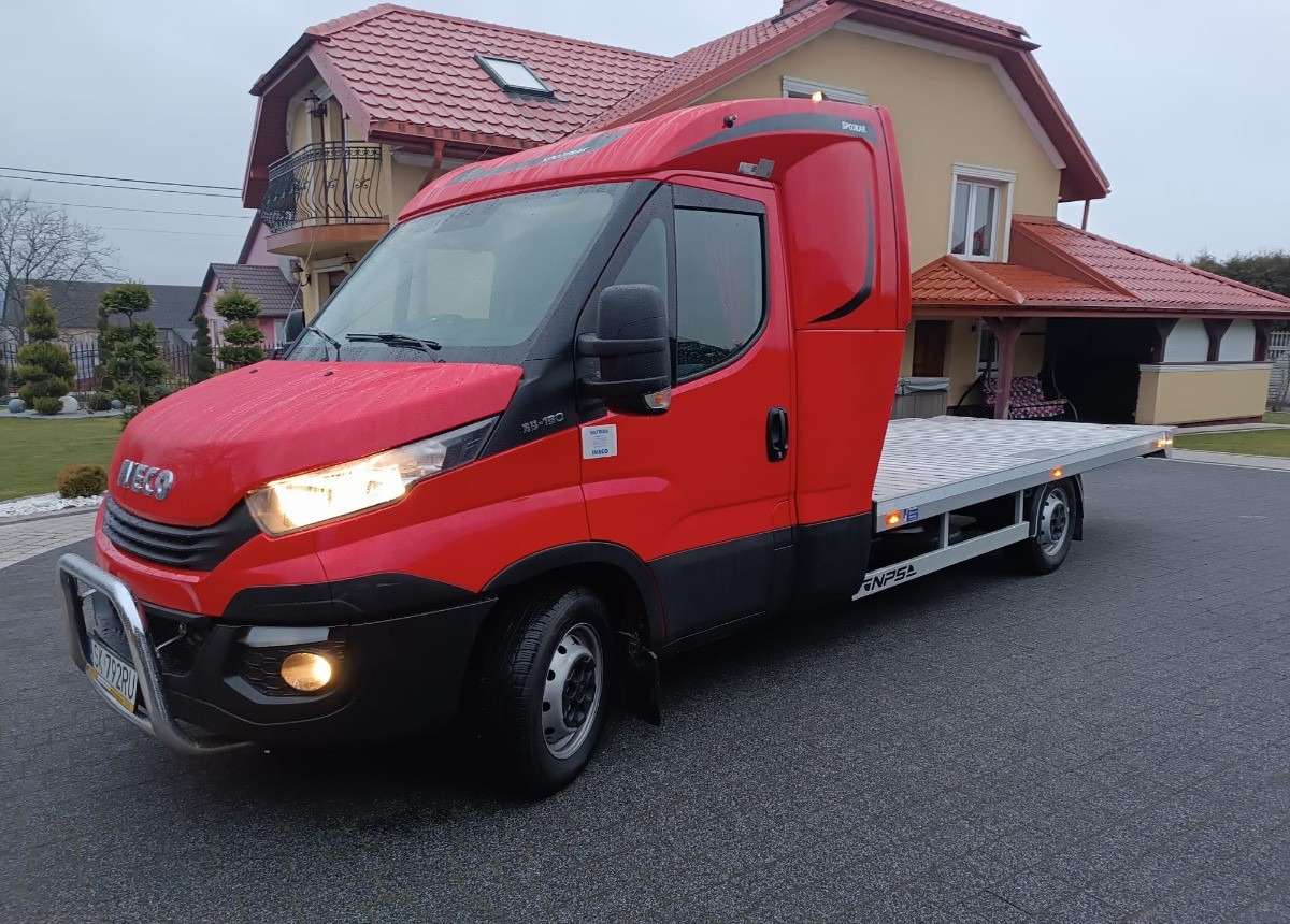 Grua de remolque autos Iveco Daily 35-180 Autolaweta Sypialnia STAN WZOROWY VAT 23: foto 8