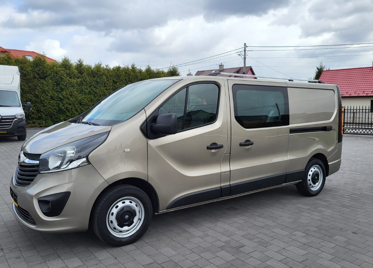 Opel Vivaro Doka Long jak Nowy L2H1 Jak - Furgoneta combi: foto 1 Opel Vivaro Doka Long jak Nowy L2H1 Jak - Furgoneta combi: foto 1